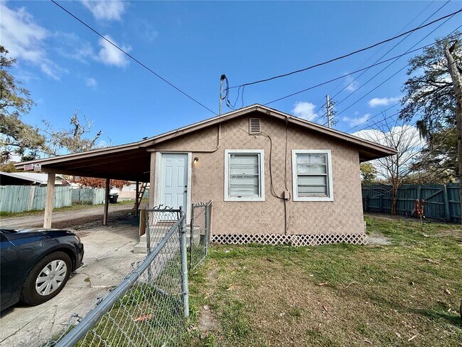 Foto del edificio - 3908 S Nashville Ave