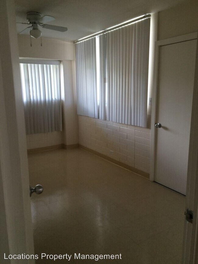 Foto del edificio - 2424 S Beretania St