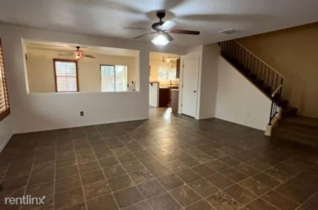 Foto principal - 3 br, 2 bath House - 1353 W Calle Libro De...