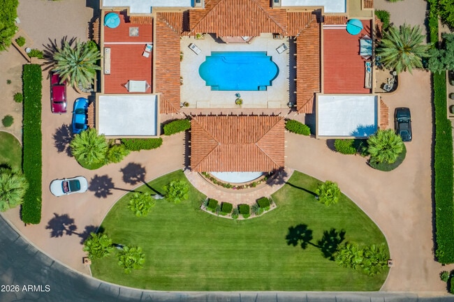 Foto del edificio - 7156 Oakmont Dr