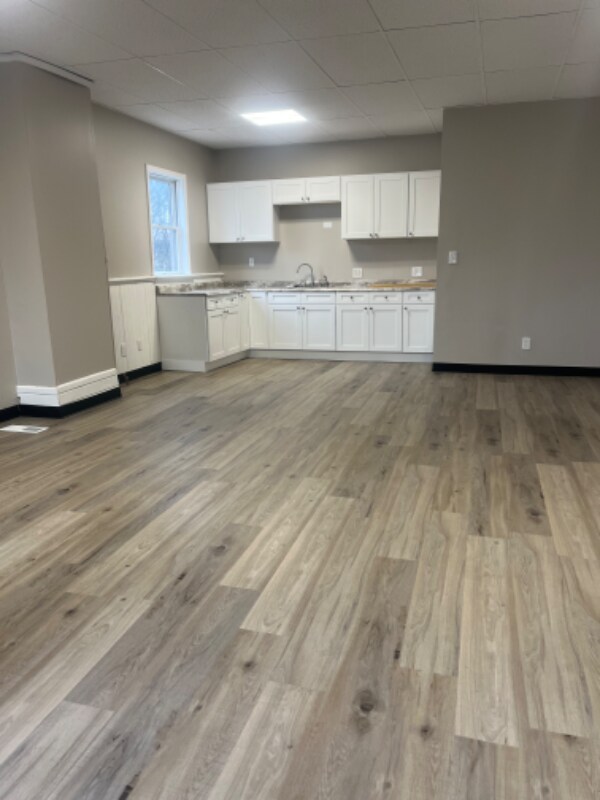 Foto del edificio - 159 Mineral Springs Rd