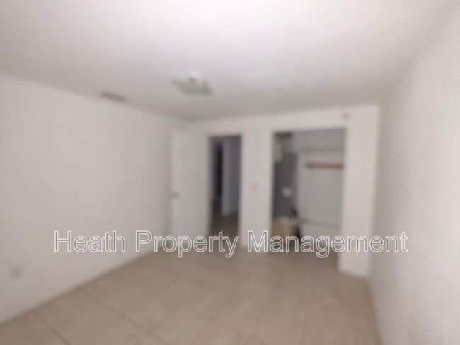 Foto del edificio - 504 6th Ave NW