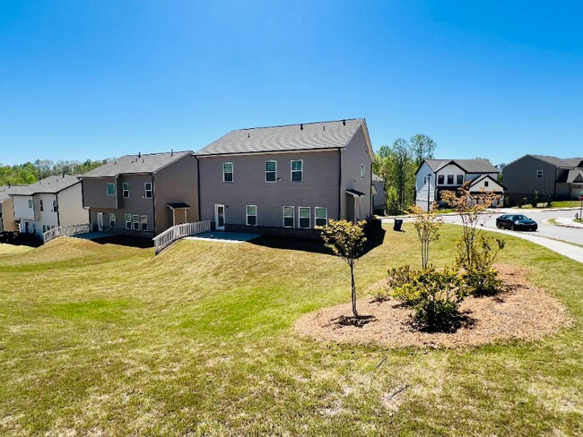 Building Photo - 4088 Brookmont Wy