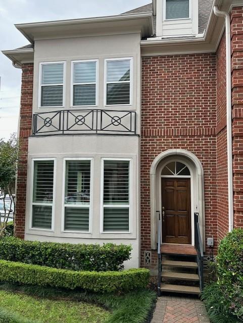 Foto del edificio - 6835 Staffordshire Crescent