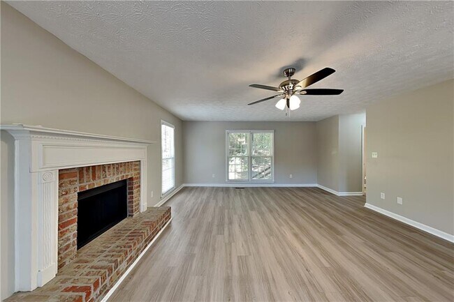 Foto del edificio - 3 Maplelake Dr