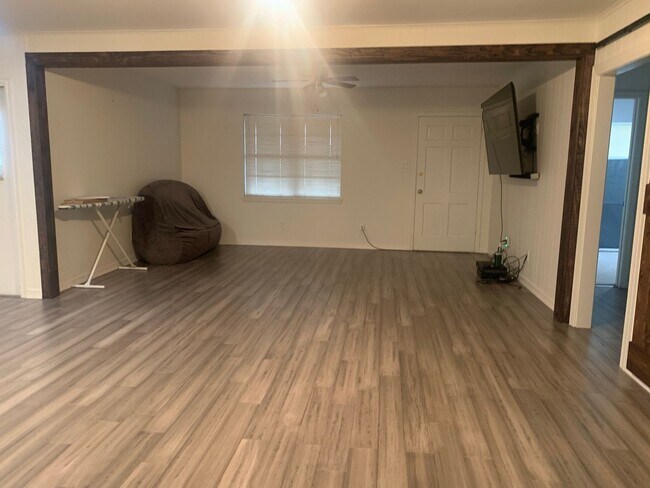 Foto del edificio - REMODELED SPACIOUS SOUTH BOSSIER HOME.