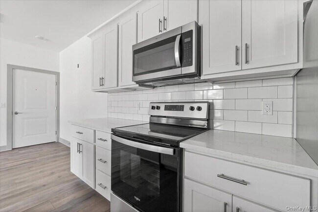 Building Photo - 75 Forester Ave