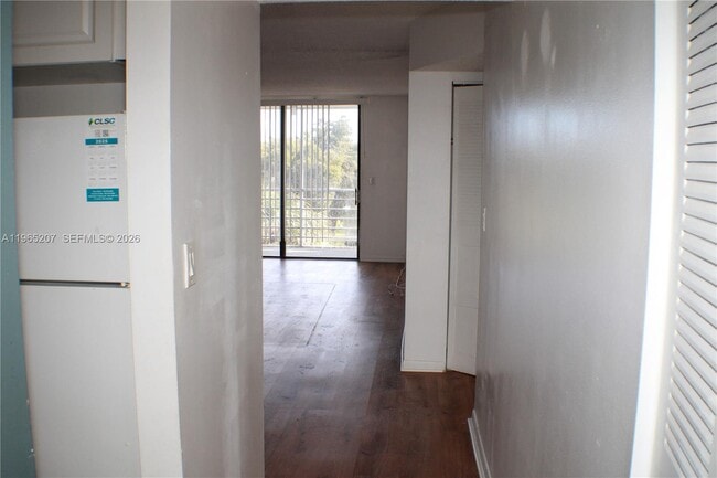 Building Photo - 1830 SW 81st Ave