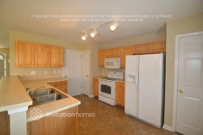 Foto del edificio - 9409 Dewey Dr