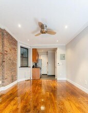 Building Photo - 382 E 10th St