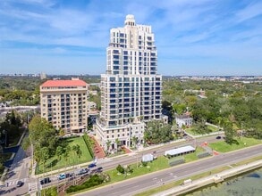 Building Photo - 2103 Bayshore Blvd Building Photo - 2103 Bayshore Blvd