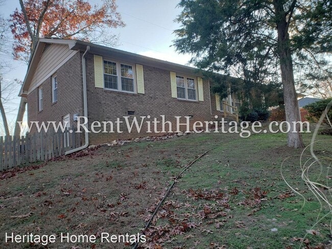 Building Photo - 3 br, 2 bath House - 4843 Old Briar Trail