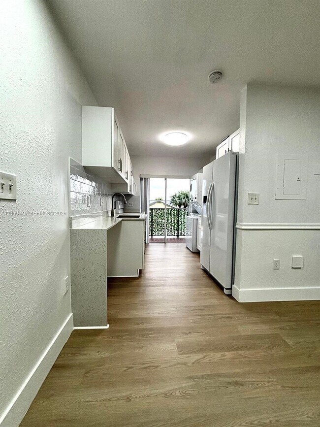 Building Photo - 3514 W 76th St