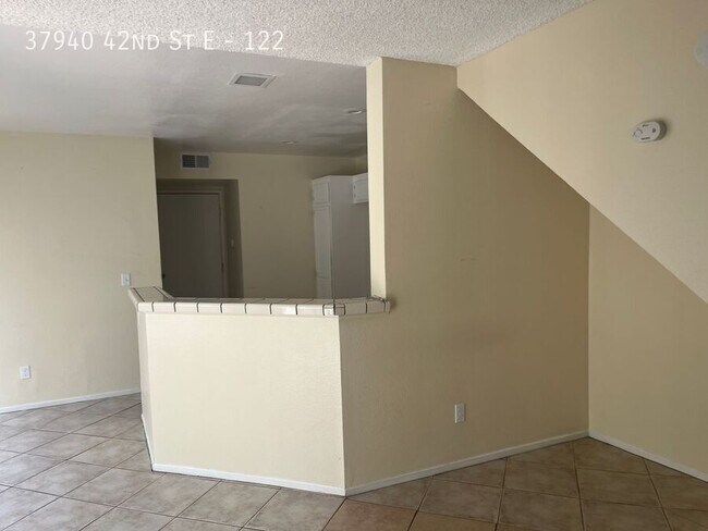 Foto del edificio - 37940 42nd St E