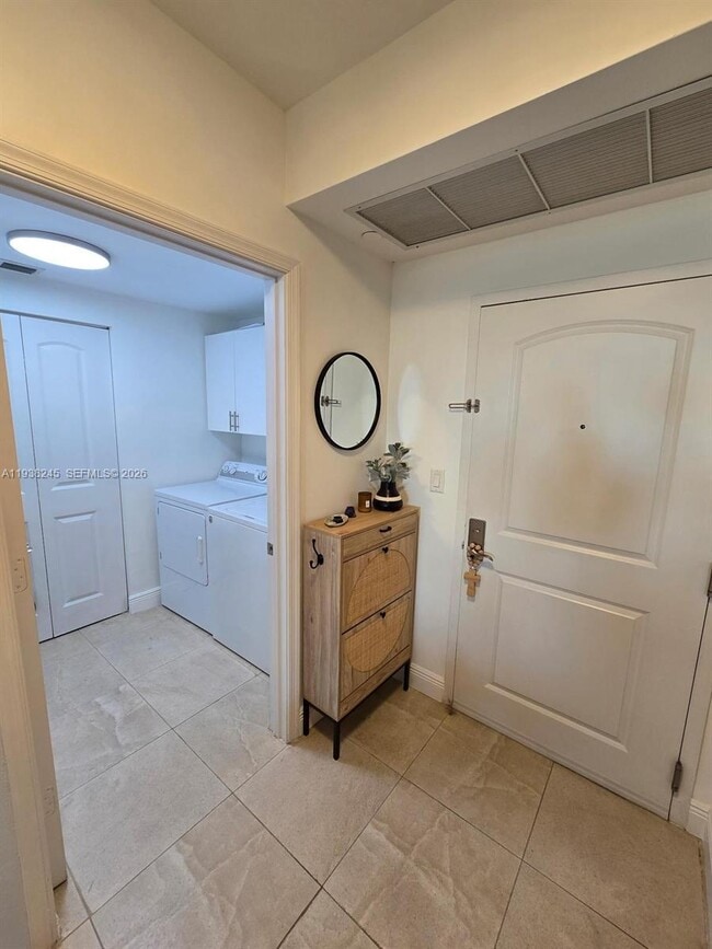 Building Photo - 7350 SW 89th St