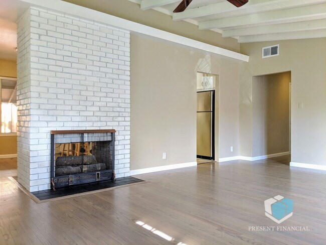 Building Photo - 3 br, 2 bath House - 2333 Darwin Street