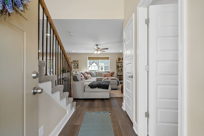 Building Photo - Modern Home in The Quarry Subdivision!