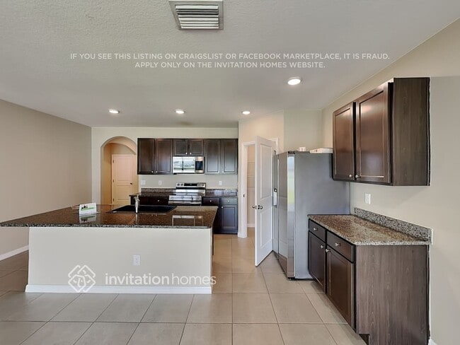 Building Photo - 5205 Willow Breeze Wy