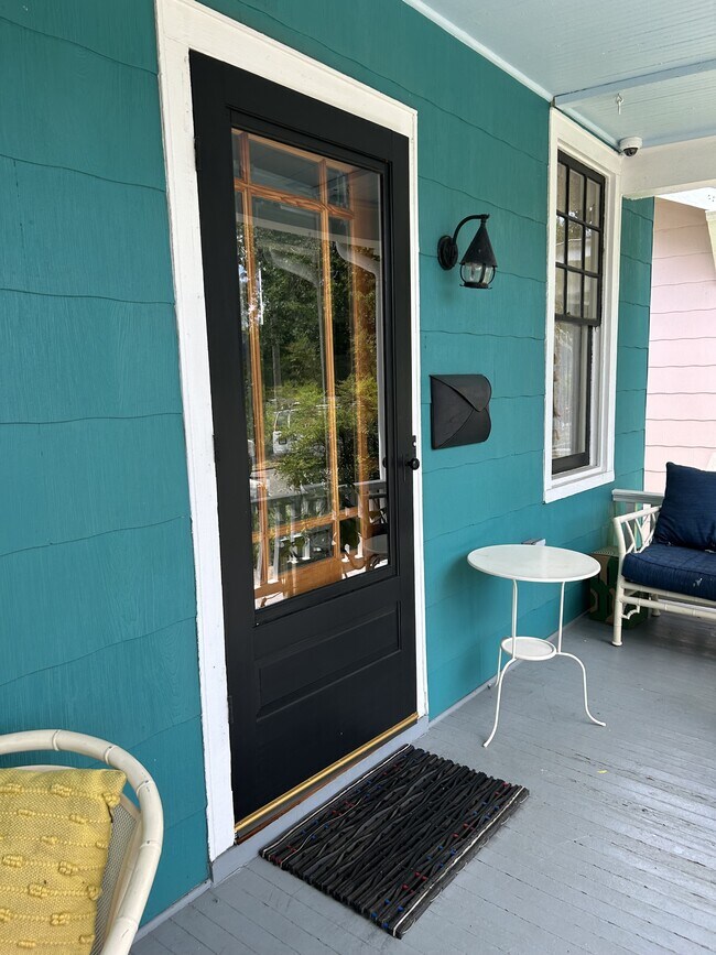 Foto del edificio - 3332 Grayland Ave