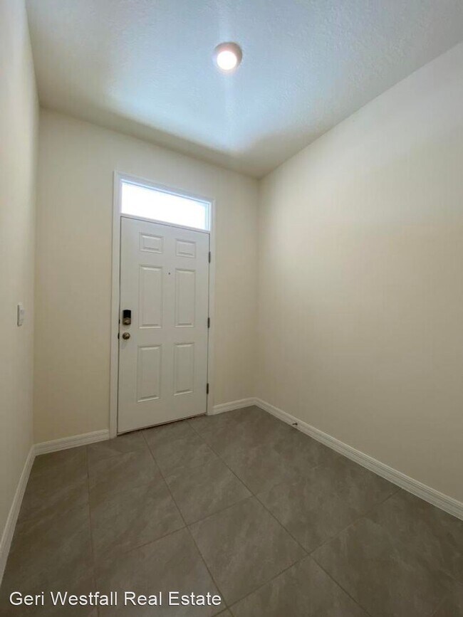 Foto del edificio - 3 br, 2.5 bath House - 218 Reena Dr.