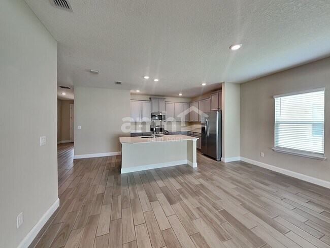 Building Photo - 74 Cobalt Ln