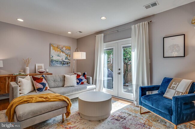 Foto del edificio - 3834 Brighton Ct