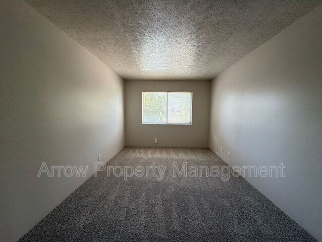 Building Photo - 1215 E Street-9