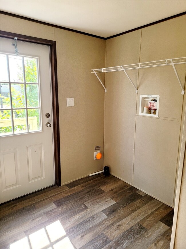 Building Photo - 3234 Bobbie Ln