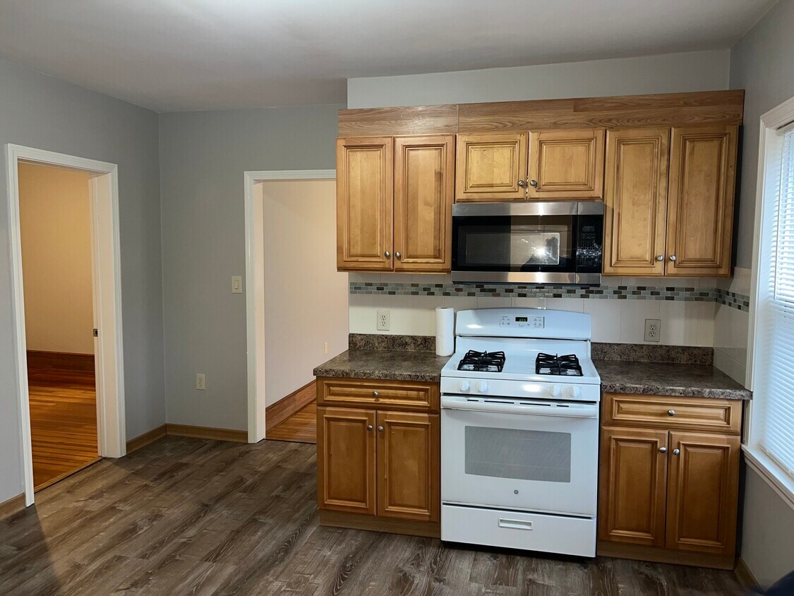 41 Sylvan St Unit 1, Worcester, MA 01603 Condo for Rent in Worcester