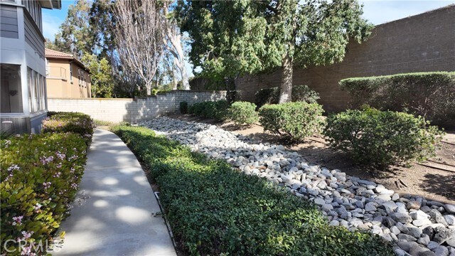 Foto del edificio - 17859 Graystone Ave