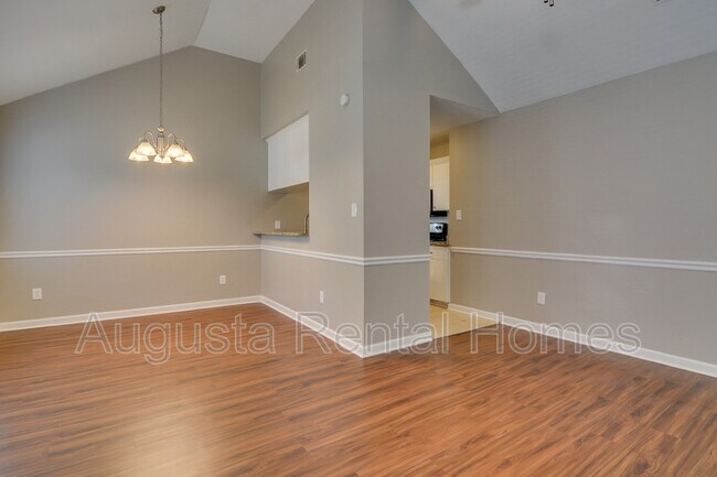 Building Photo - 3614 Cullen Dr