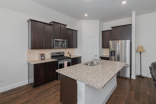 Building Photo - 2825 Faro Rd
