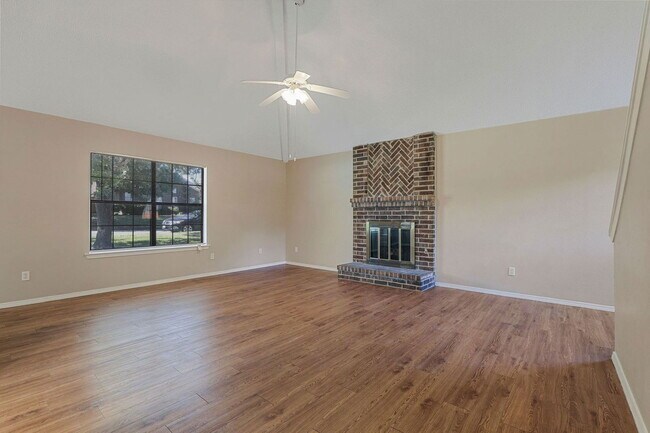 Photo - 4010 David Dr House