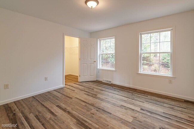 Building Photo - 3 br, 2 bath House - 172 Moffitt Road