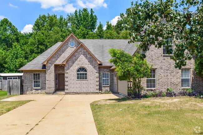 Building Photo - 856 Keebler Dr