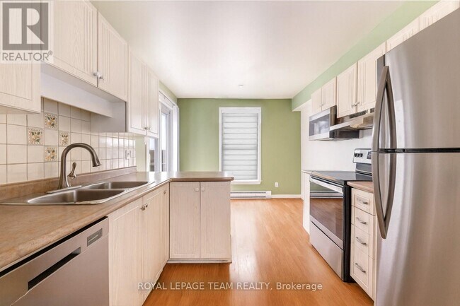 Photo du bâtiment - 7 Harness Ln