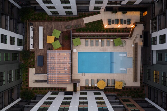Foto del edificio - Aventon Moorefield