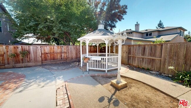 Building Photo - 1912 Veranda Ct