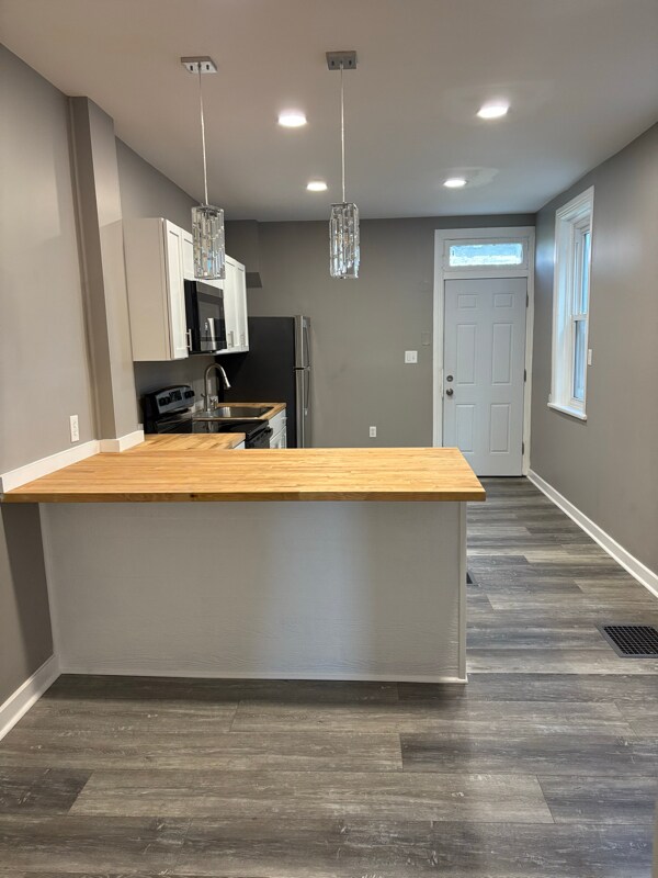 Foto del edificio - 640 Kelker St