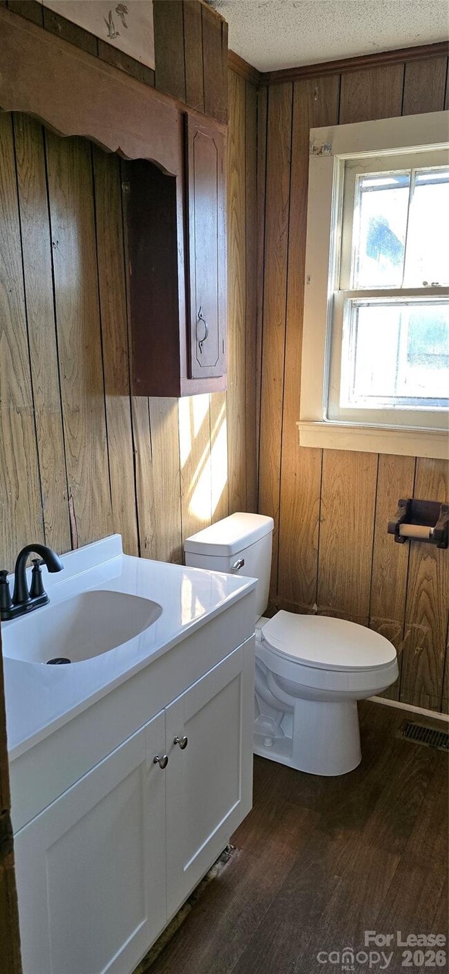 Building Photo - 227 Brixton Pl SW