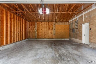 Building Photo - 5100 Kingwood Dr