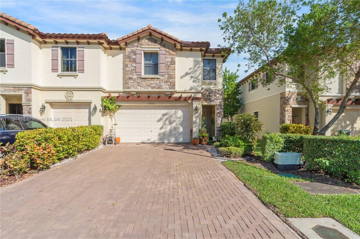 Foto principal - 6970 Broadland Wy