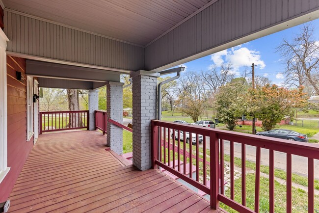 Building Photo - 2335 20th Place Ensley