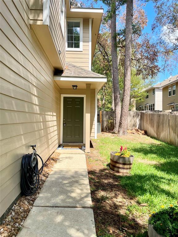 34 Ledgestone Pl, Spring, TX 77382 Condo for Rent in Spring, TX