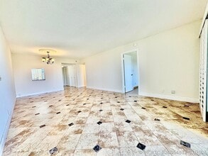Building Photo - 2871 N Ocean Blvd