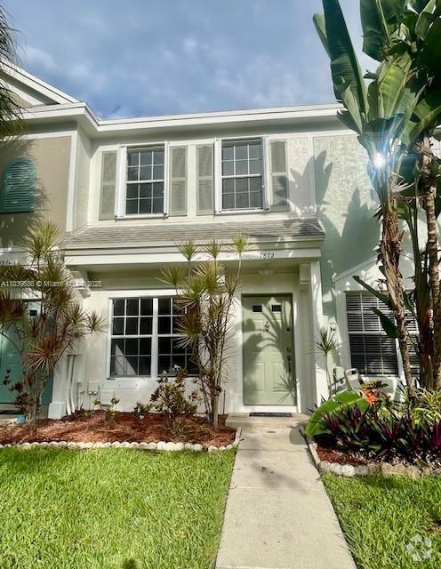 Building Photo - 7872 Sanibel Dr