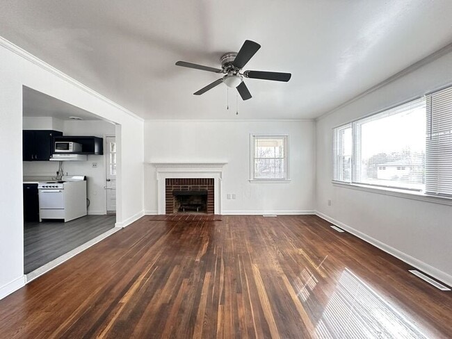 Foto del edificio - 1270 Peach Tree Dr