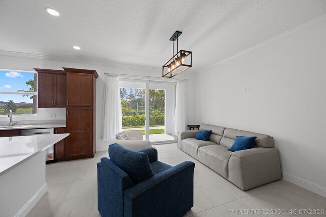 Foto del edificio - 4574 Longwood Lake Sq