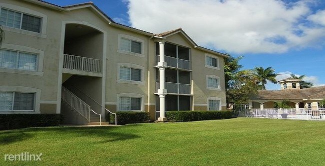 Building Photo - 8885 Okeechobee Blvd