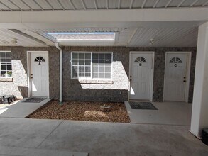 Building Photo - 118 Booker Rd